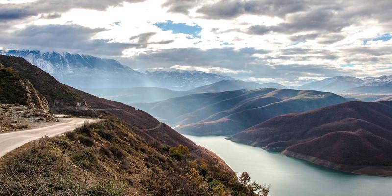 南京仁爱医院内分泌科专业解读：甲状腺结节良恶性鉴别与科学随访管理指南